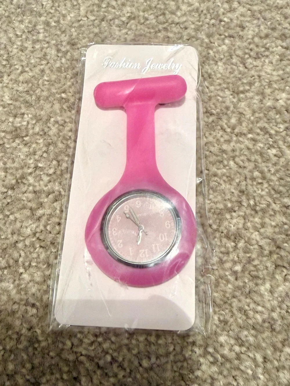 💗 NWT- Pink Silicone Nurse Fob / Brooch Watch